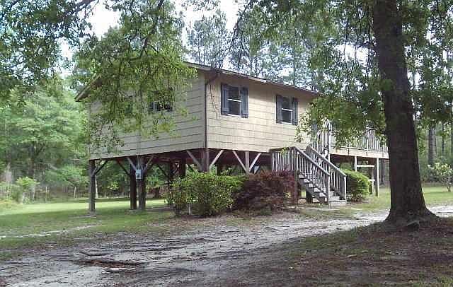1st image of 178 Hemlock Ln