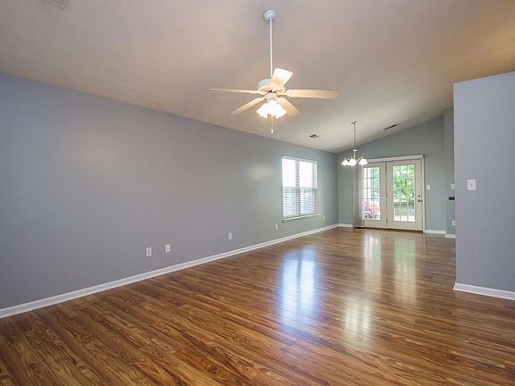 2nd image of 264 Darenia Ln