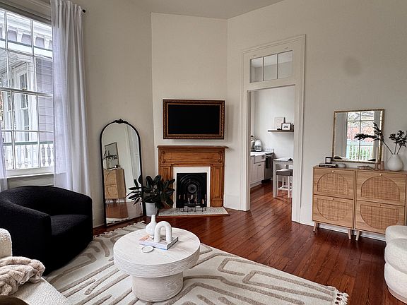2nd image of 1545 6th St Unit C