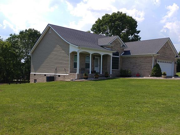 3rd image of 405 Lewis Dr