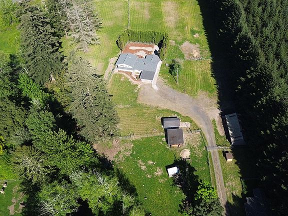 4th image of 7700 SE 262nd Ave