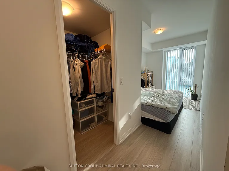 8 Widmer St #8 — Photo 6