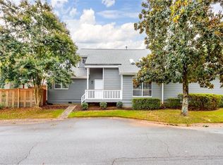 943 Bobcat Ct SE, Marietta, GA 30067