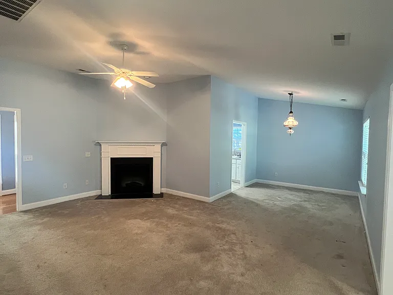 5218 Minnesota Dr — Photo 6