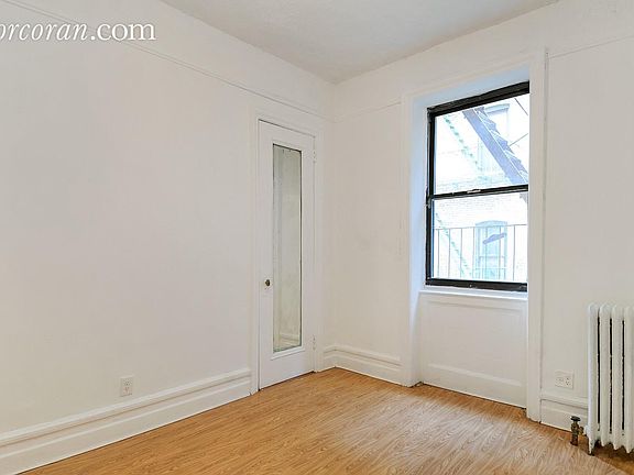 3rd image of 234 W 106th St #1C