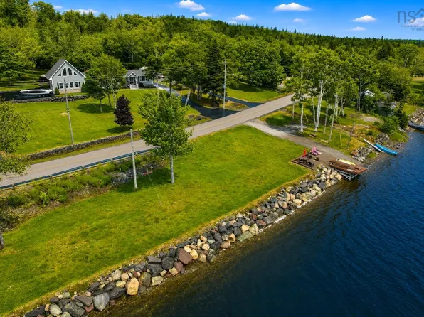 1774 Hillside Rd, Marion Bridge, NS B1K 3N4