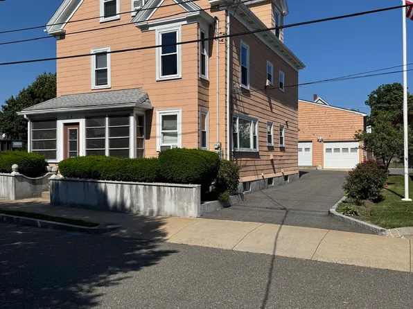 24 Proctor St #2, Peabody, MA 01960