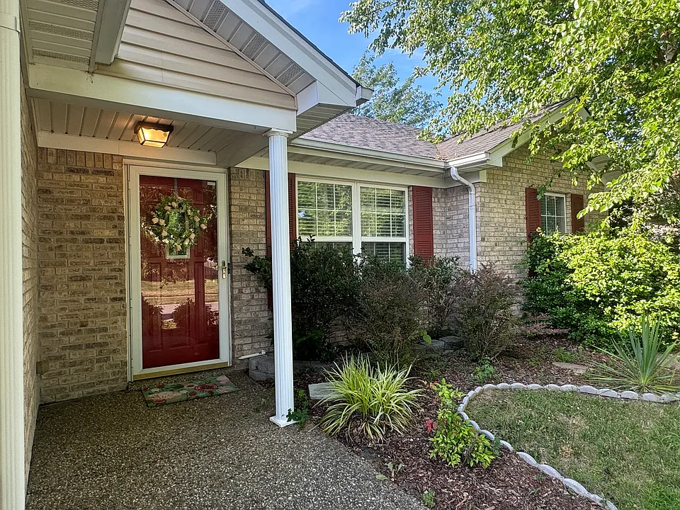 317 Nicole Dr