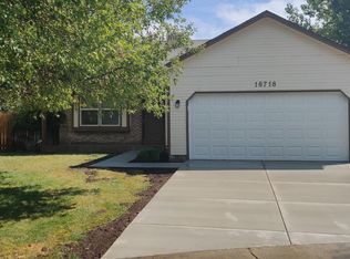 18718 E Hawaii Dr, Aurora, CO 80017