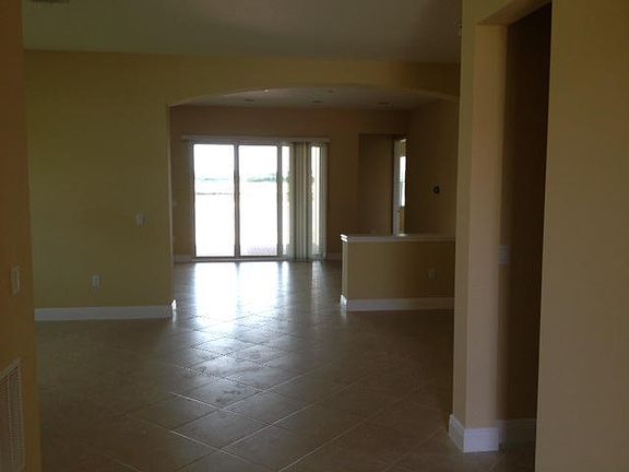3rd image of 2882 Bellarosa Cir