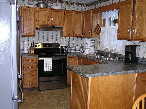 5th image of 449 Springfield Dr