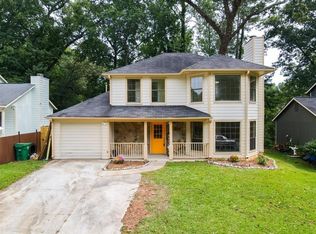 1039 Mainstreet Lake Dr, Stone Mountain, GA 30088