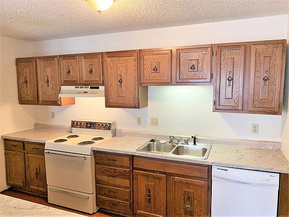5th image of 1271 Boulder Dr #319