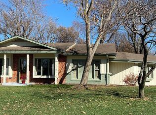 454 S 4th St, Colwich, KS 67030