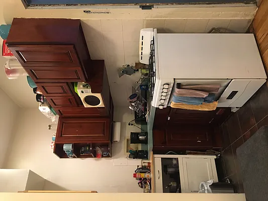 Rented by Bond New York | media 13