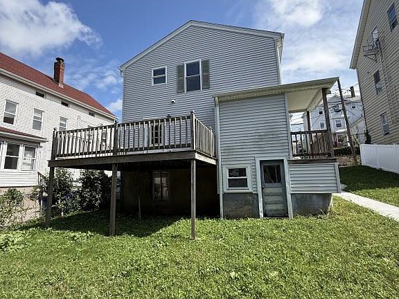 2nd image of 165 Grant St