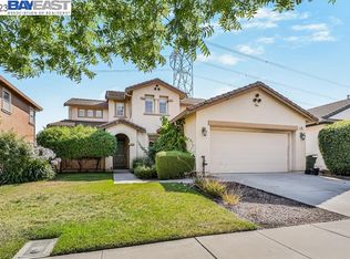 1143 Lake Park Dr, Oakley, CA