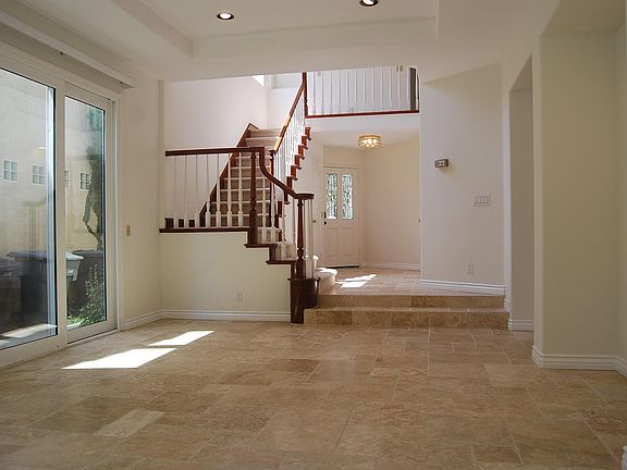 5th image of 2551 La Salle Pointe