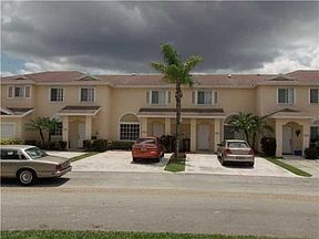 1st image of 1487 SW 48th Ter