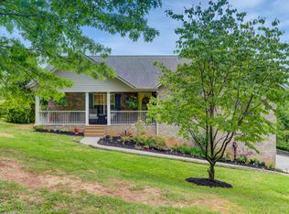 1633 Jett Rd, Maryville, TN 37804