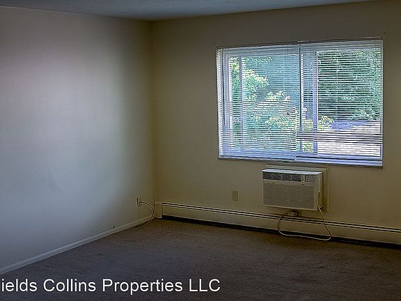 4th image of 37 Heights Ave.