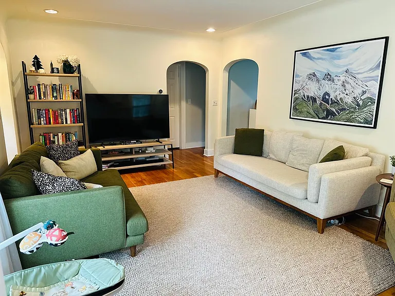 2163 Englewood Dr SE — Photo 6