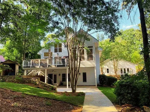 201 Providence Point Ln, Hartwell, GA 30643