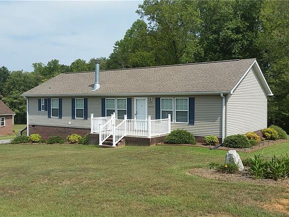 2nd image of 3028 Hallmark Estates Dr