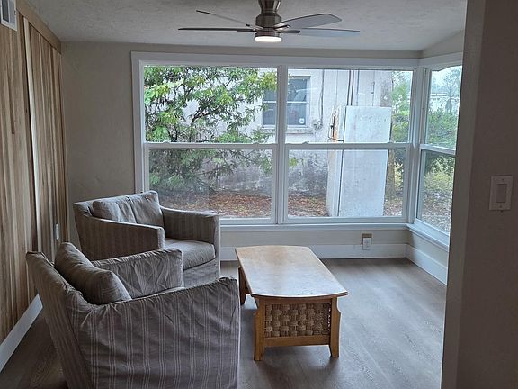 4th image of 3509 Prudence Dr