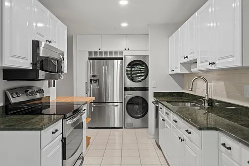 50 Dekalb Ave #N4 Photo 1 50 Dekalb Ave #N4 Photo 1