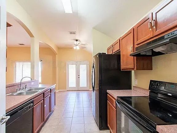 4th image of 3609 Venera St