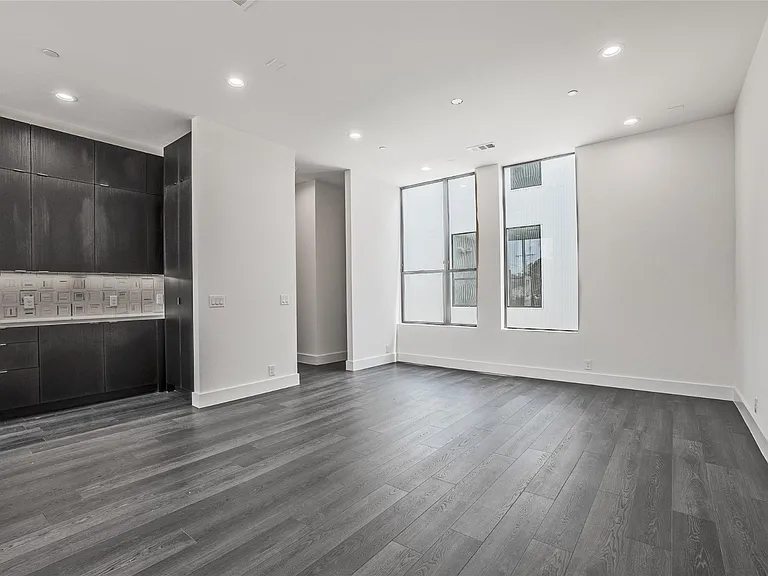 4322 Roseland Ave #3 — Photo 28