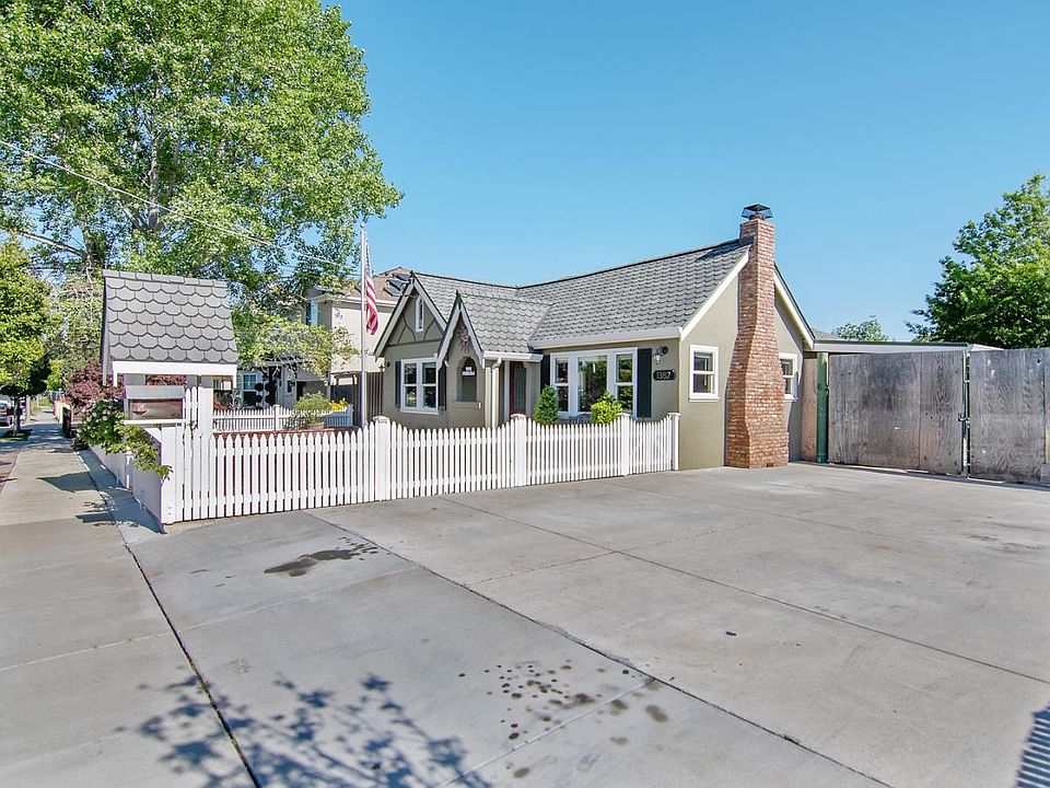 1st image of 1382 Westmont Ave