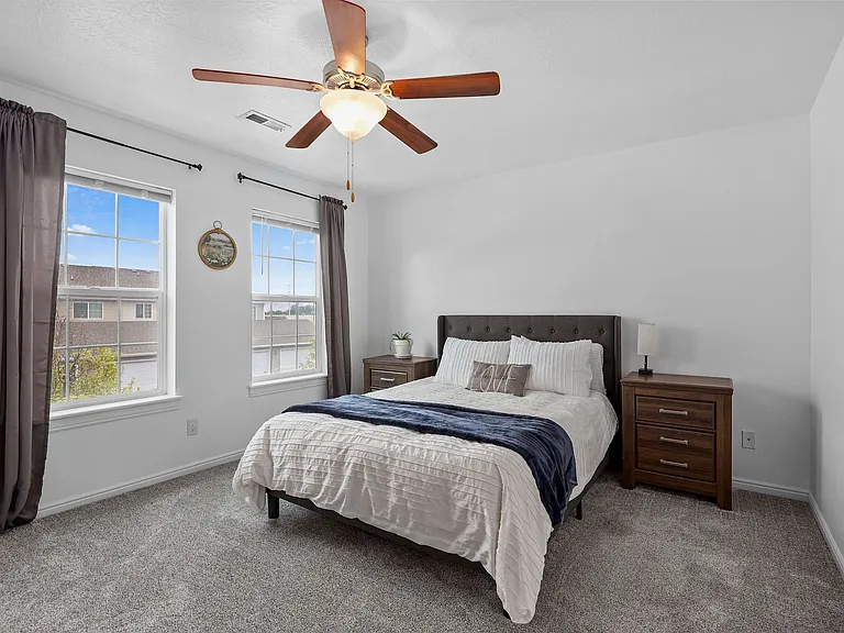 1286 W 210 N — Photo 11