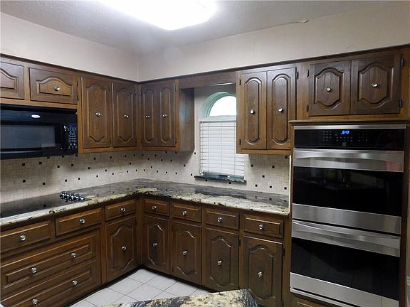 5th image of 522 Wentworth Dr