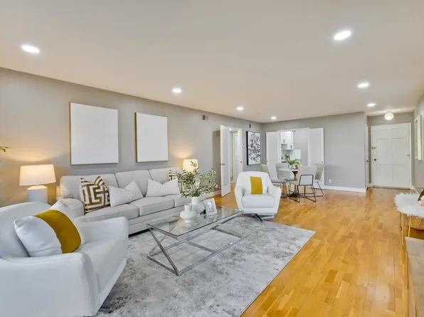 1910 Mount Vernon Ct APT 1, Mountain View, CA 94040