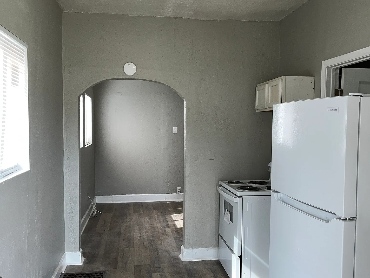 1538 N Grant Ave — Photo 3