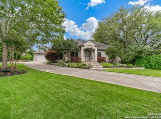 226 W Evergreen St, Boerne, TX 78006