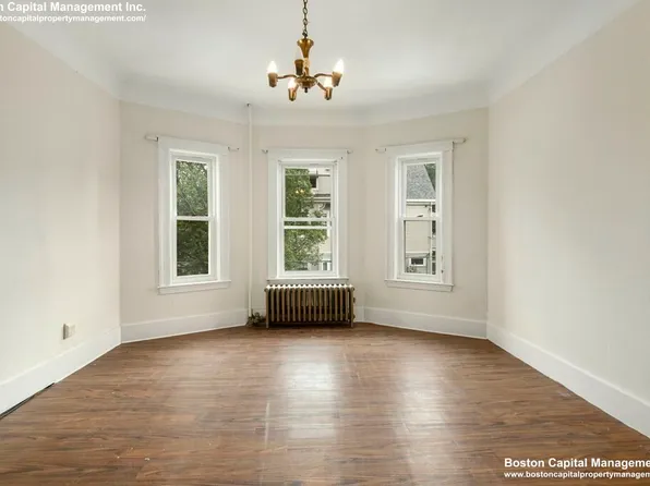 86 Elm St #2, Somerville, MA 02144