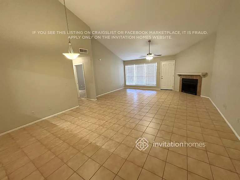 7748 W Cherry Hills Dr — Photo 3