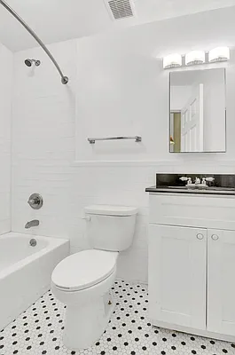 Rented by REAL New York | media 4