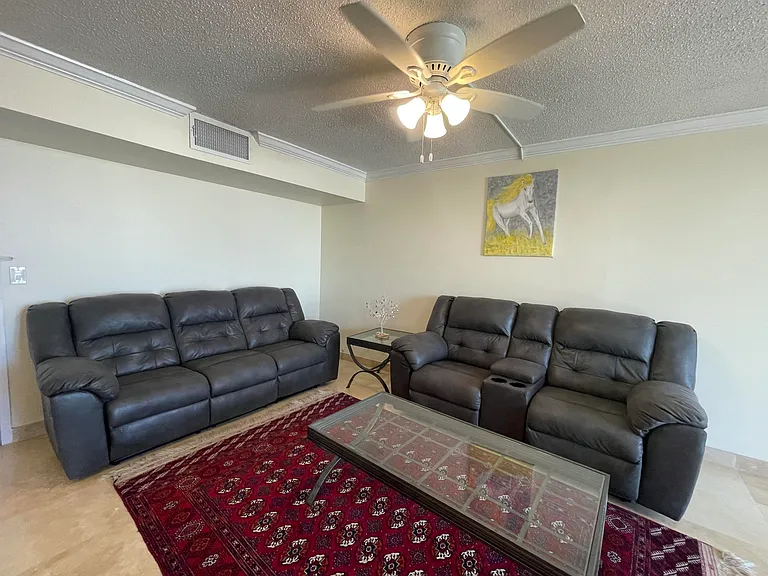 1237 Hillsboro Mile #302 — Photo 19
