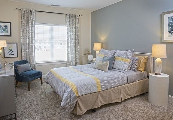 3rd image of 2210 Summit Dr #2210