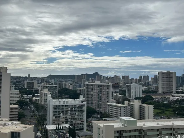 1717 Mott Smith Dr APT 2109, Honolulu, HI 96822