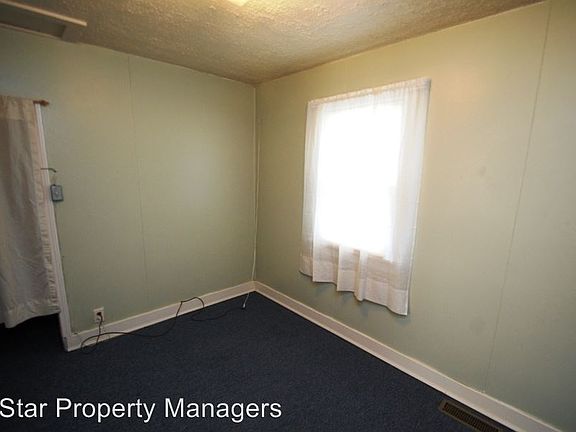 5th image of 1118 Evans St