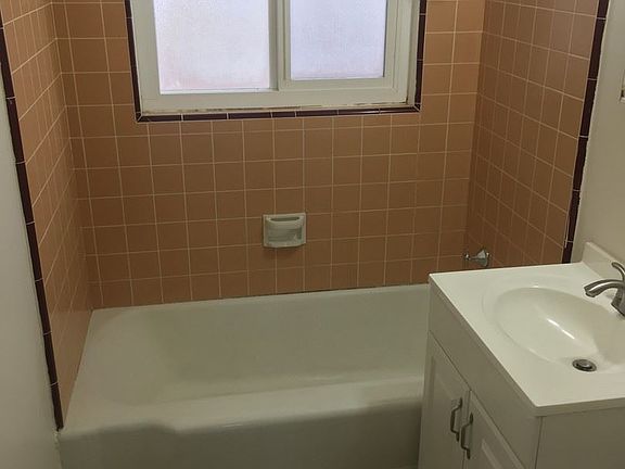 5th image of 522 E Anapamu St APT D