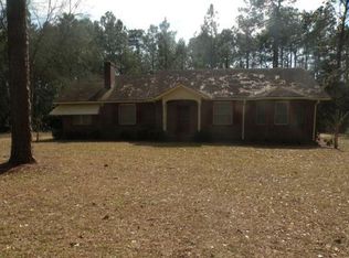 1020 Overlook Dr, Moultrie, GA 31768