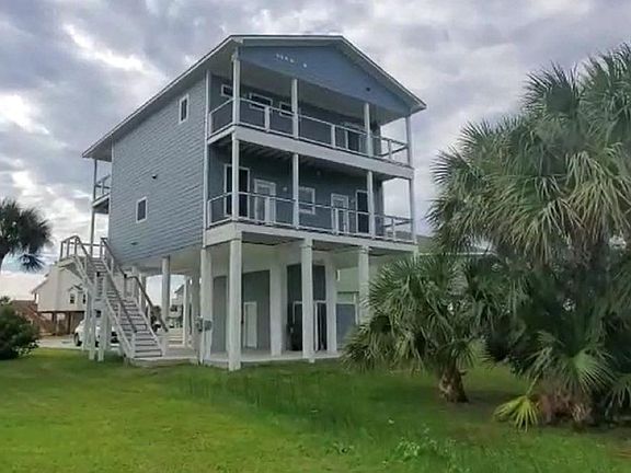 2nd image of 3903 Pirates Beach Boulevard Ct