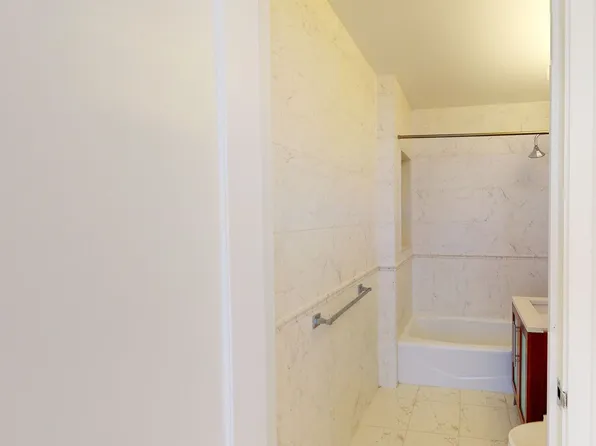 795 Columbus Avenue image 3 of 8