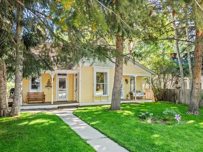 406 W Smuggler St, Aspen, CO, 81611